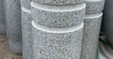 滨州 芝麻白花岗岩挡车柱、隔离柱多少钱