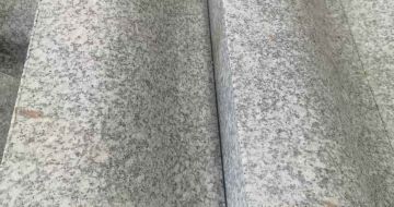 滨州芙蓉白S型拉丝面路沿石