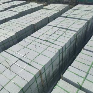 滨州 芝麻白1.8公分火烧300*600地铺，清仓大甩卖