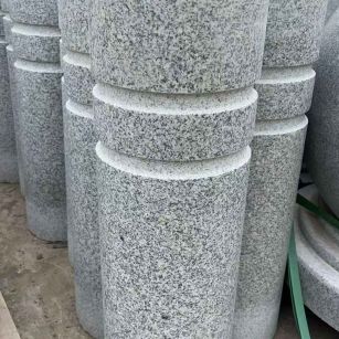 滨州 芝麻白花岗岩挡车柱、隔离柱多少钱