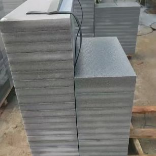 滨州 芝麻灰火烧面300*600*50地铺石材