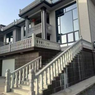 滨州 芝麻白别墅阳台栏杆，楼梯栏杆