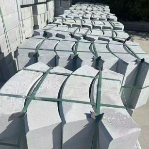 滨州 芝麻灰弧形路沿石