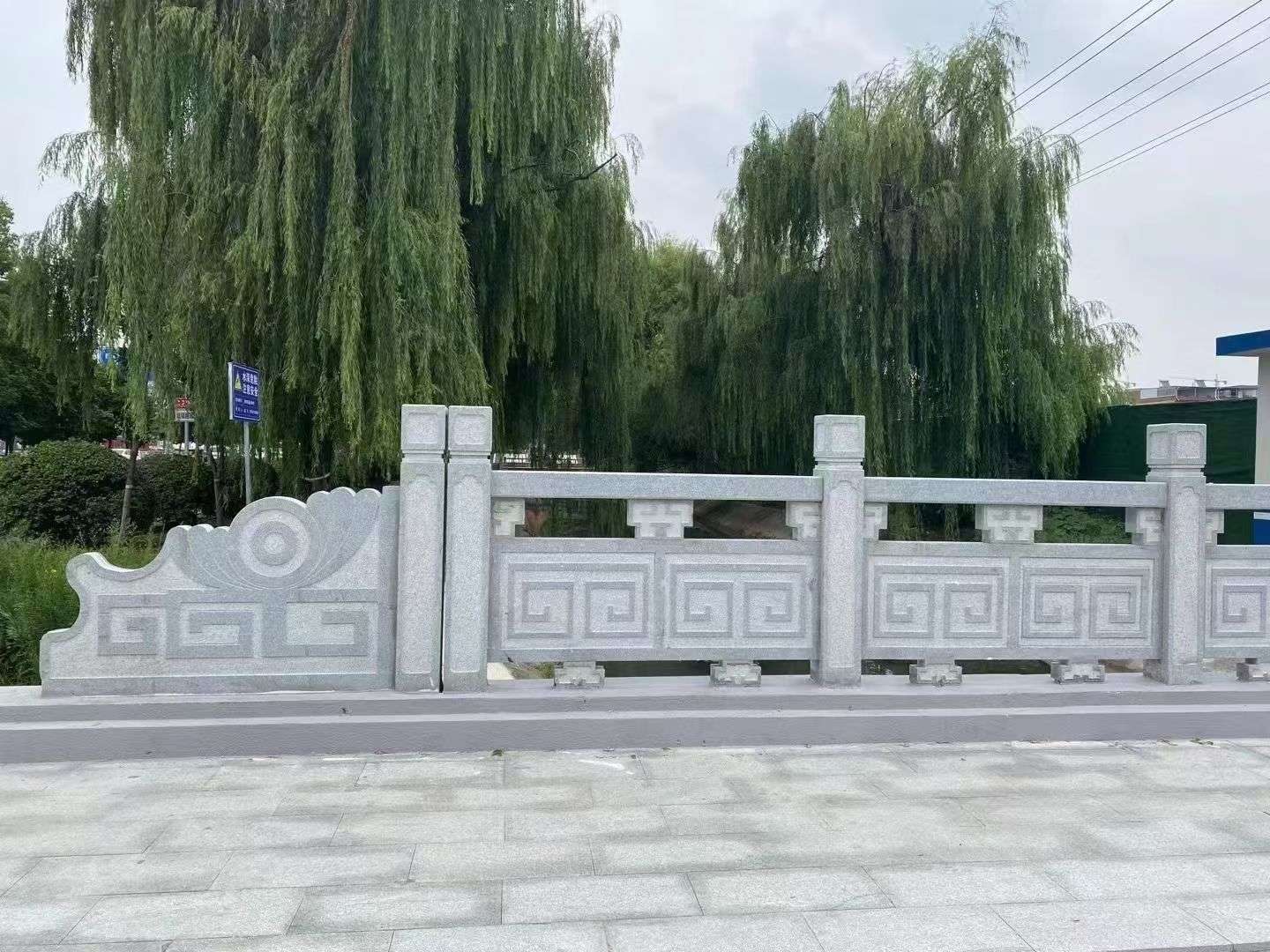 滨州 芝麻灰桥栏杆、河道栏杆安装效果