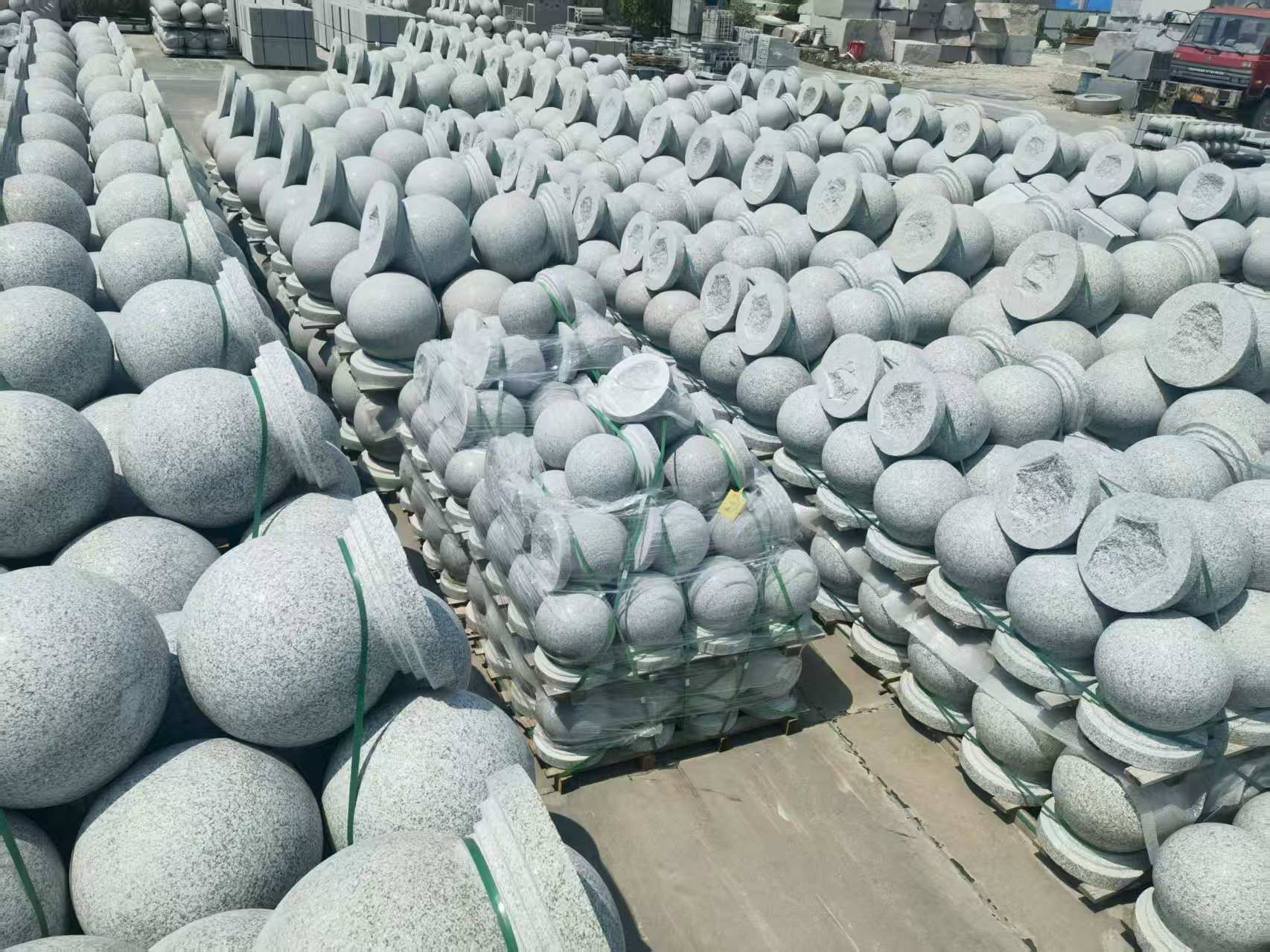 滨州 花岗岩实心圆球，石球，挡车球，挡车石，车止石，路障石。