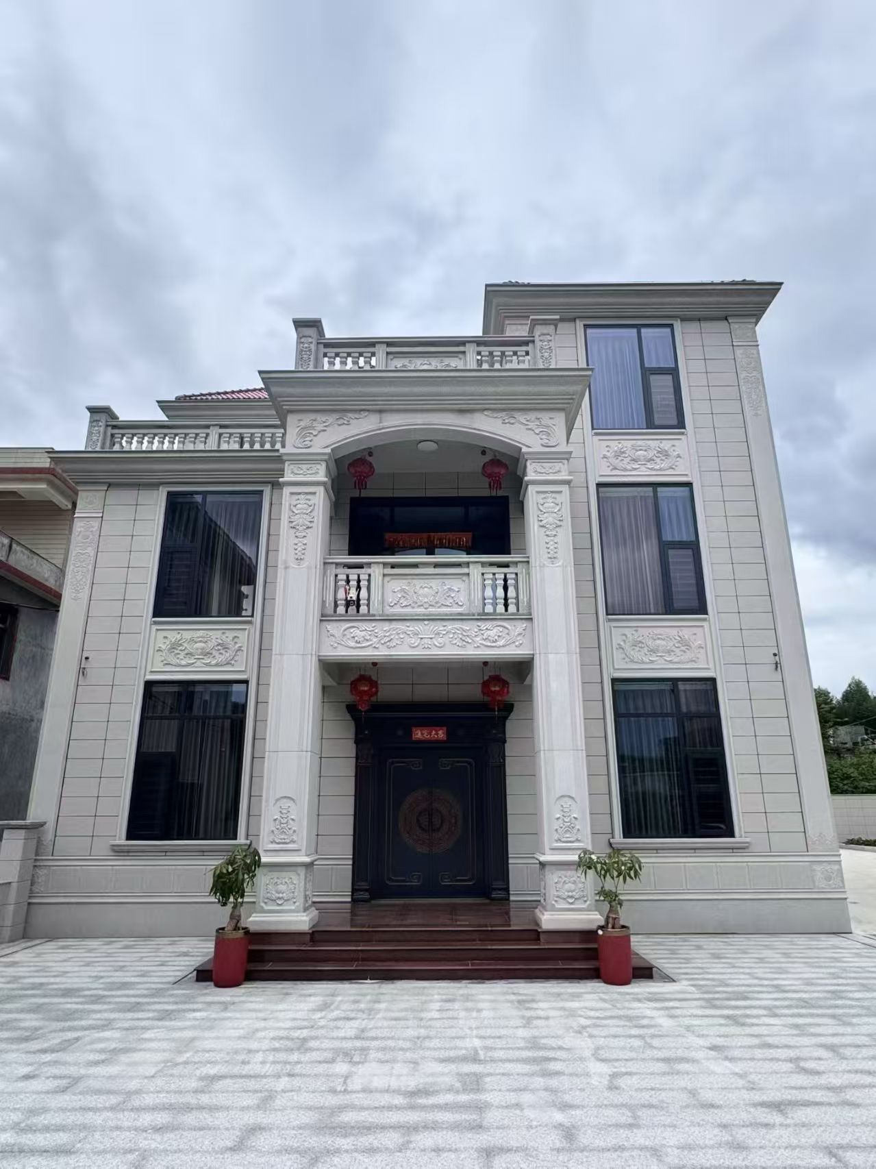 滨州 芝麻白石材别墅干挂案例展示