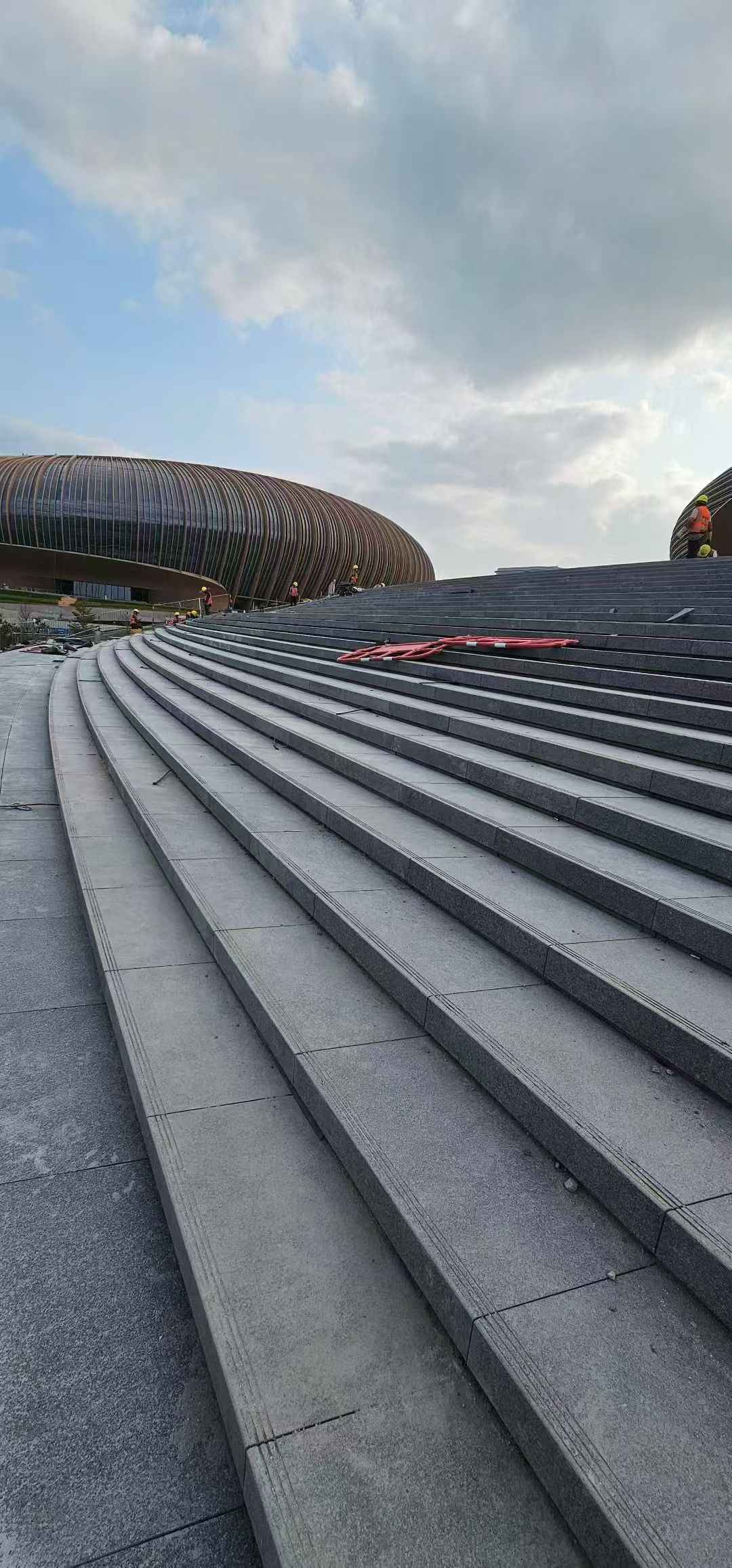 滨州 弧形整石台阶铺装效果图