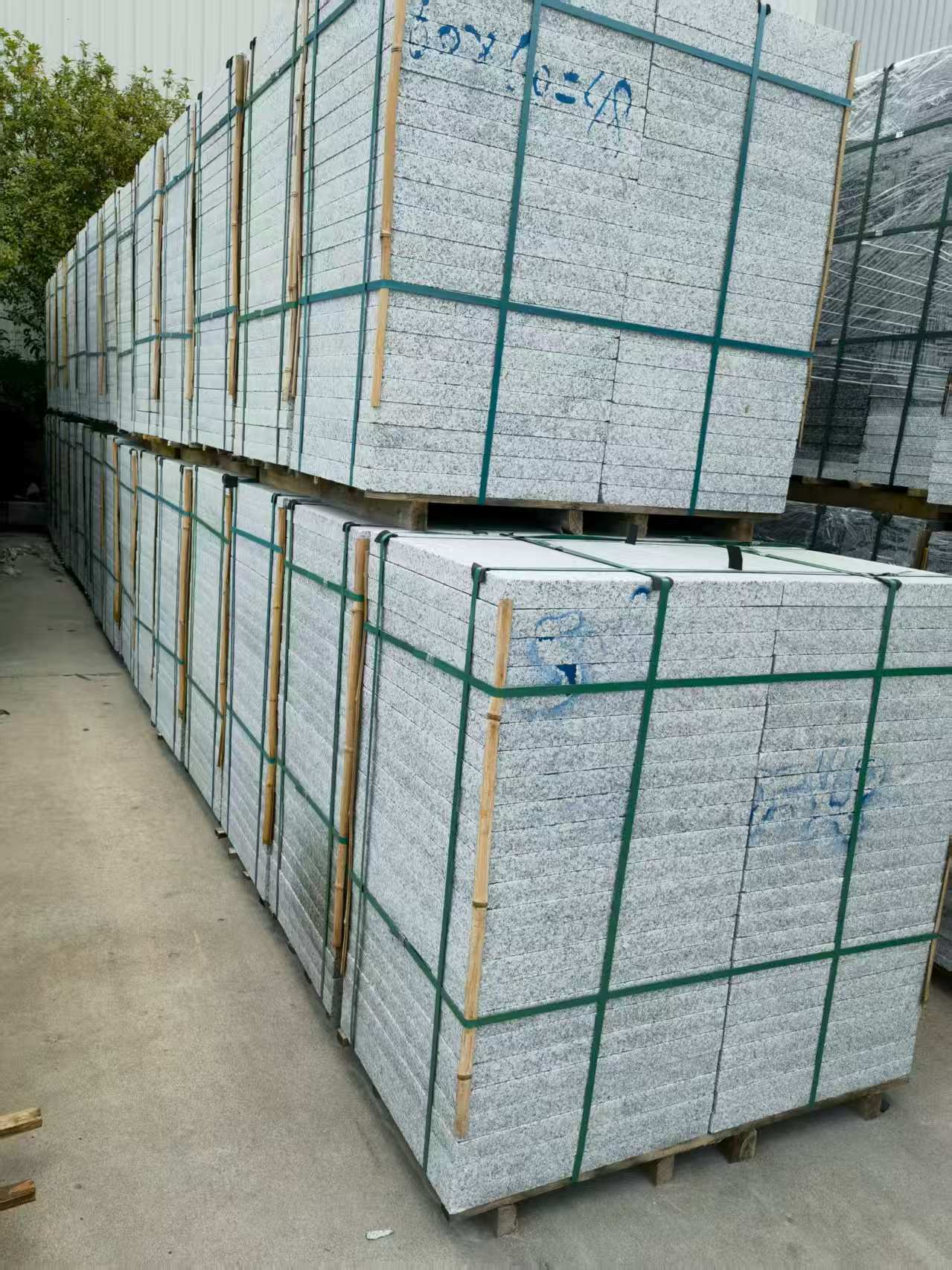 滨州 大花芙蓉白火烧成品，市政园林广场地铺石