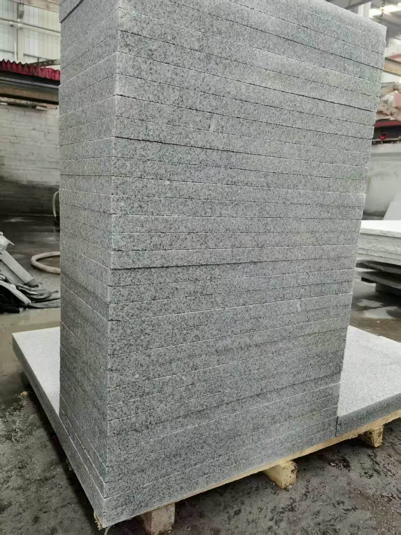 滨州 花岗岩 地铺成品300*600，尺寸标准、厚薄均匀